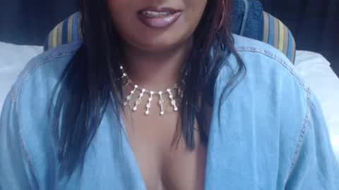 indiansin22 online show from August 5, 7:06 pm