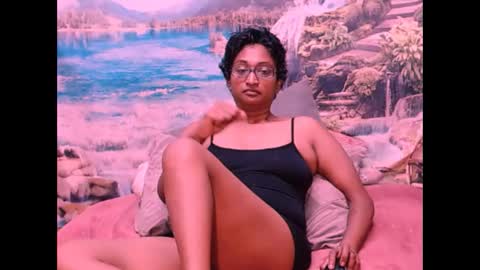 Snapshot of indianspicy69 chatting on February 5, 1:37 am Shreya online show from February 5, 1:37 am