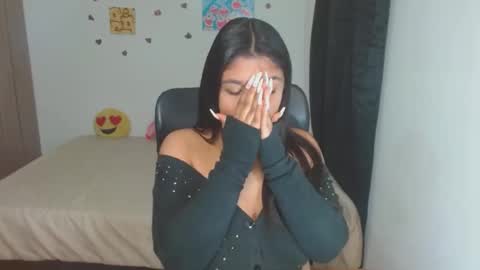 Aleja vallejo online show from October 28, 1:58 pm