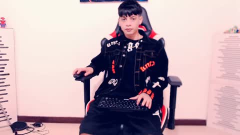 matias online show from May 16, 3:22 pm
