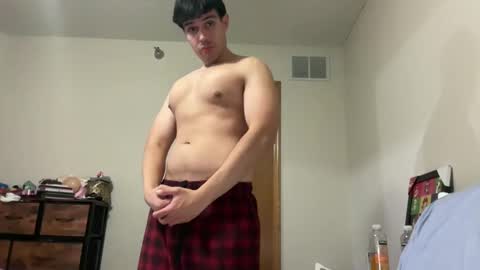 Snapshot of infamouslucas chatting on December 27, 1:11 am Lucas online show from December 27, 1:11 am