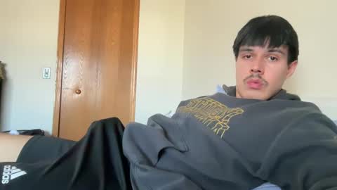 Snapshot of infamouslucas chatting on January 13, 6:05 pm Lucas online show from January 13, 6:05 pm