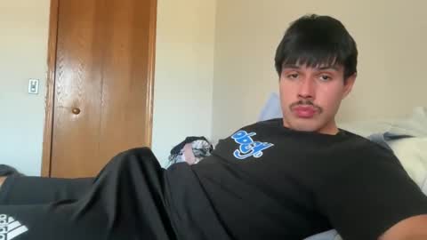 Snapshot of infamouslucas chatting on January 19, 7:37 pm Lucas online show from January 19, 7:37 pm