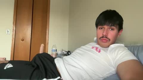 Snapshot of infamouslucas chatting on January 21, 9:57 pm Lucas online show from January 21, 9:57 pm