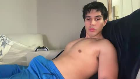 Snapshot of infamouslucas chatting on January 26, 6:38 am Lucas online show from January 26, 6:38 am