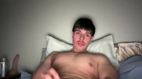 Snapshot of infamouslucas chatting on February 4, 12:08 am Lucas online show from February 4, 12:08 am