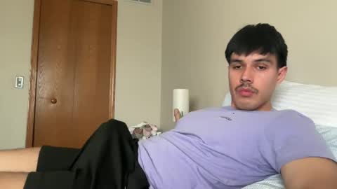 Snapshot of infamouslucas chatting on March 5, 8:42 pm Lucas online show from March 5, 8:42 pm