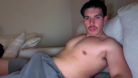 Snapshot of infamouslucas chatting on September 14, 7:18 am Lucas online show from September 14, 7:18 am