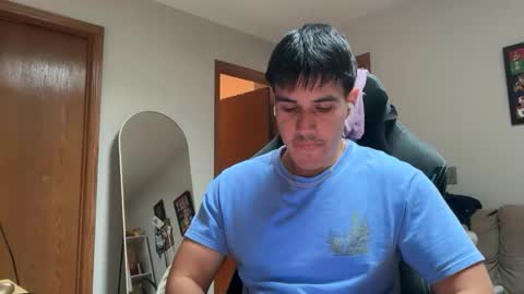 Lucas online show from December 17, 7:09 pm