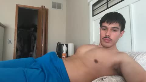 Lucas online show from May 3, 9:32 pm