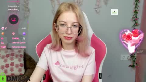 Snapshot of inferno_mia chatting on February 6, 3:48 pm Mia online show from February 6, 3:48 pm