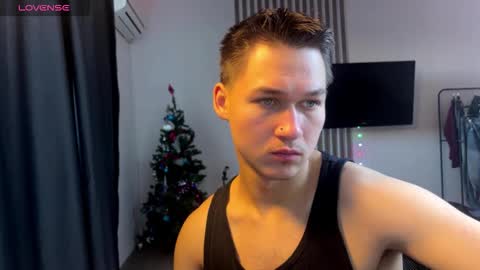 Snapshot of infernolustt chatting on January 15, 10:20 am infernolustt online show from January 15, 10:20 am