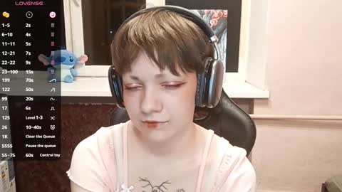 Snapshot of infinitina chatting on October 9, 4:05 pm Keily online show from October 9, 4:05 pm