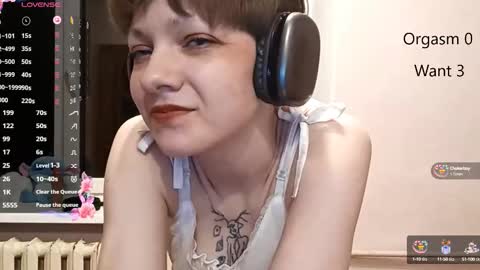 Snapshot of infinitina chatting on October 16, 4:19 pm Keily online show from October 16, 4:19 pm