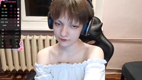 Snapshot of infinitina chatting on October 24, 4:36 pm Keily online show from October 24, 4:36 pm