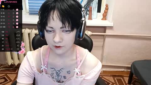 Snapshot of infinitina chatting on November 2, 1:02 pm Keily online show from November 2, 1:02 pm