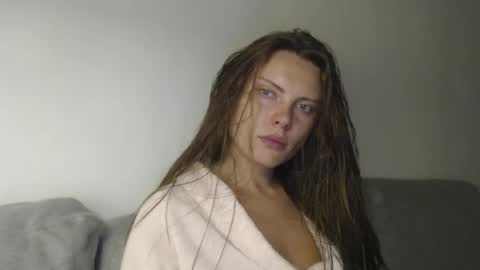 Sweet girl online show from September 26, 9:41 pm