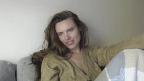 Sweet girl online show from November 14, 10:29 pm