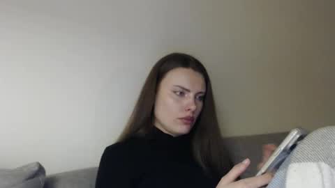 Sweet girl online show from February 5, 7:51 pm