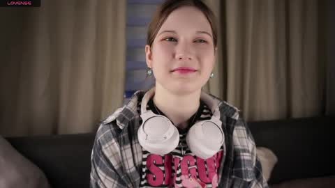 KATALINA online show from May 5, 1:19 pm