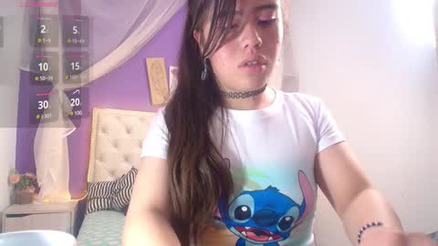 Snapshot of ingrid_casas chatting on December 5, 1:36 am Ingrid petite online show from December 5, 1:36 am