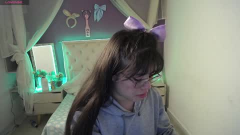 Snapshot of ingrid_casas chatting on January 22, 4:34 am Ingrid petite online show from January 22, 4:34 am