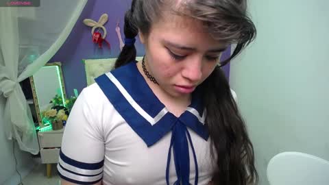 Snapshot of ingrid_casas chatting on February 7, 7:49 pm Ingrid petite online show from February 7, 7:49 pm