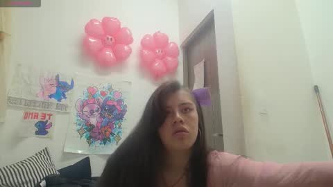 Snapshot of ingrid_casas chatting on September 9, 9:25 pm Ingrid petite online show from September 9, 9:25 pm