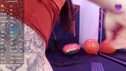 Snapshot of ingrid_rodriguezz chatting on October 30, 3:30 am Ingrid online show from October 30, 3:30 am