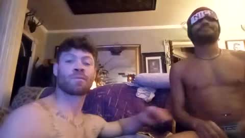 Snapshot of inhertube15 chatting on January 4, 7:03 am inhertube15 online show from January 4, 7:03 am