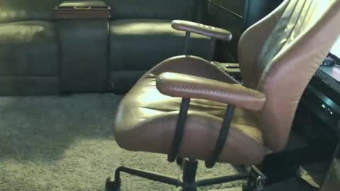 init2dentit online show from March 29, 2:00 am