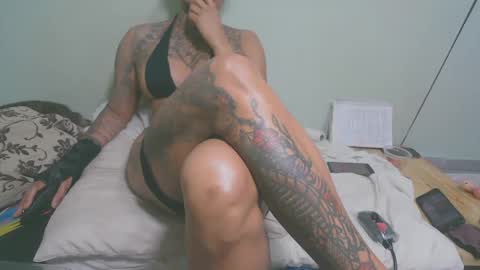 Snapshot of ink_brunette chatting on January 26, 6:07 am ink brunette online show from January 26, 6:07 am