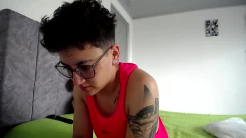 lyan onlyfans n linda online show from March 24, 3:50 pm