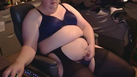 Madelaine online show from December 21, 3:41 pm