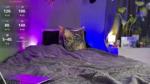 Xenia online show from May 11, 4:04 pm
