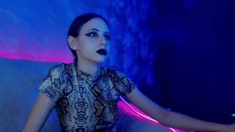 Snapshot of inner_light___ chatting on February 9, 5:54 pm Venera online show from February 9, 5:54 pm