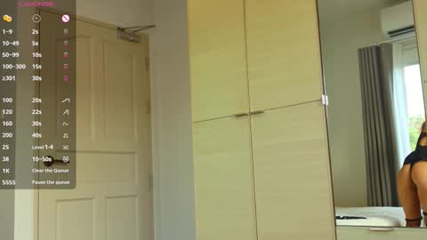 Mila Reef online show from February 4, 12:05 am