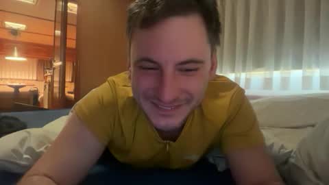 Snapshot of innocent__bystander chatting on January 13, 9:58 am innocent__bystander online show from January 13, 9:58 am