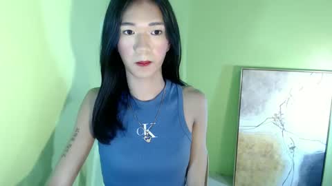 Snapshot of innocent_reign69 chatting on February 7, 4:35 pm Reign online show from February 7, 4:35 pm