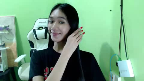 Reign online show from January 8, 4:20 pm