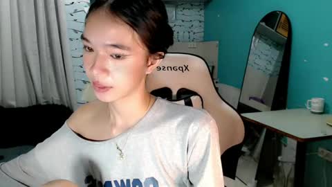Reign online show from May 8, 11:32 pm