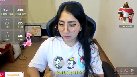 Snapshot of innocentchurchgirlll chatting on January 7, 4:15 am Luna online show from January 7, 4:15 am