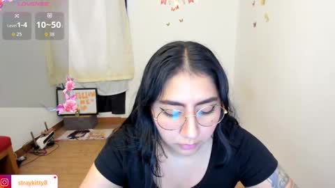 Luna        online show from March 12, 8:15 pm