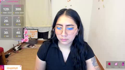 Luna        online show from March 16, 11:31 pm