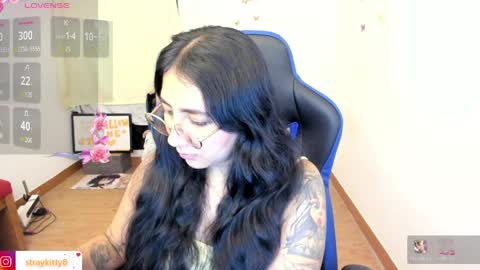 Luna        online show from April 7, 2:45 am