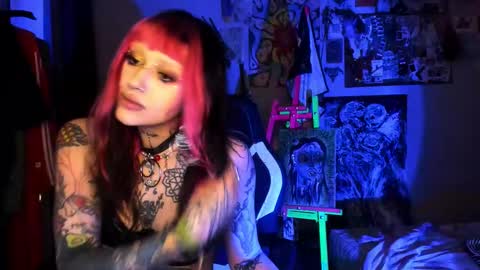 Snapshot of insunnity666 chatting on March 20, 8:57 pm Insunnity666 online show from March 20, 8:57 pm