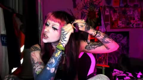 Snapshot of insunnity666 chatting on March 25, 8:48 pm Insunnity666 online show from March 25, 8:48 pm