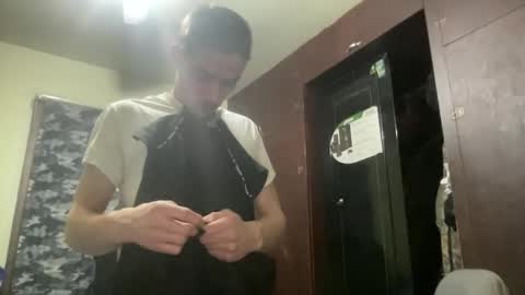 intelligentmanxox online show from February 8, 4:49 am