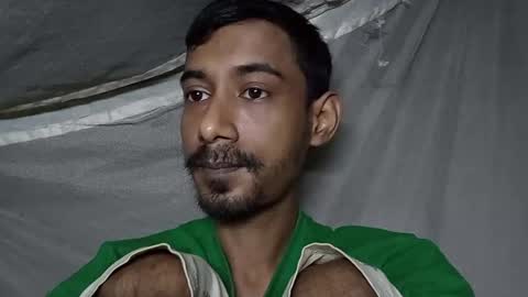 interne8famous online show from November 27, 9:22 am