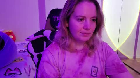 Faye online show from October 20, 3:40 am